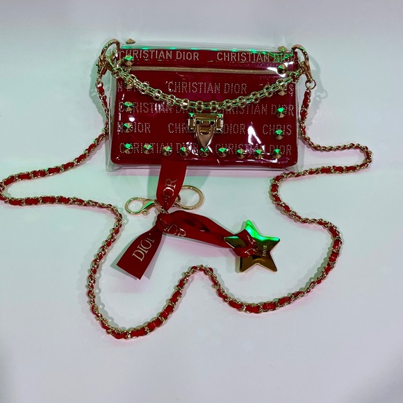 DIOR Red Faux Patent Leather Makeup Bag - Gold Hardware, Crossbody Chains, Gift - Picture 4 of 16